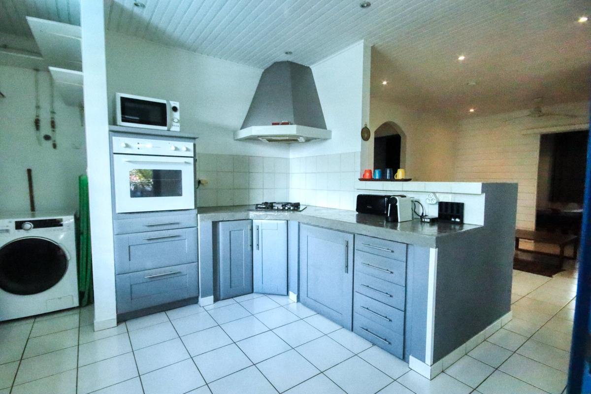 Villa piscine privée Trois Ilets Martinique - La cuisine